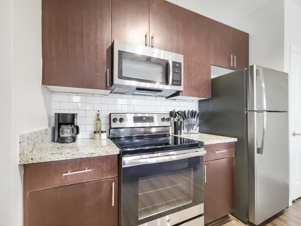 Getaway Apartment Near Beaches And Airport 탬파 외부 사진