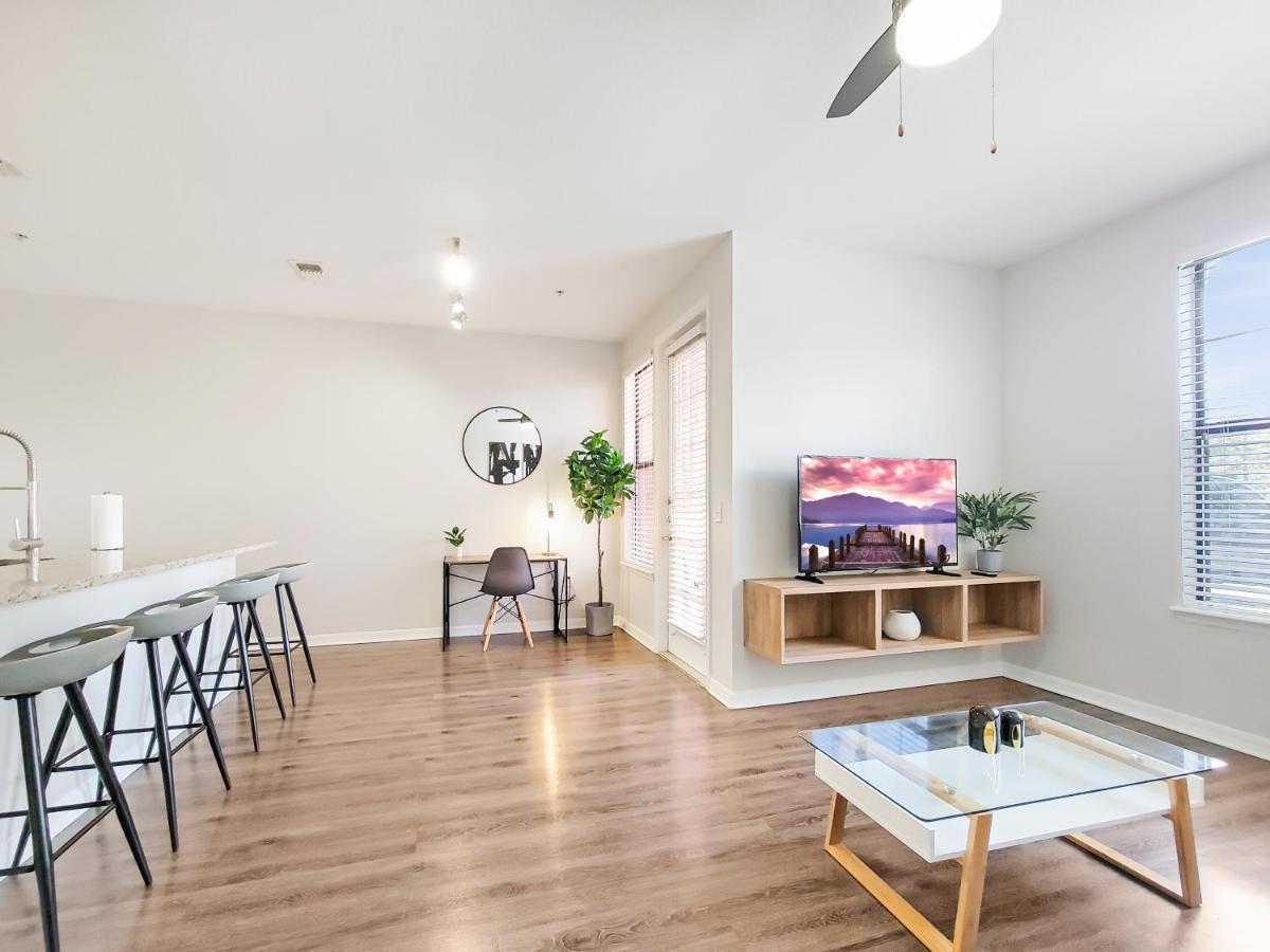 Getaway Apartment Near Beaches And Airport 탬파 외부 사진