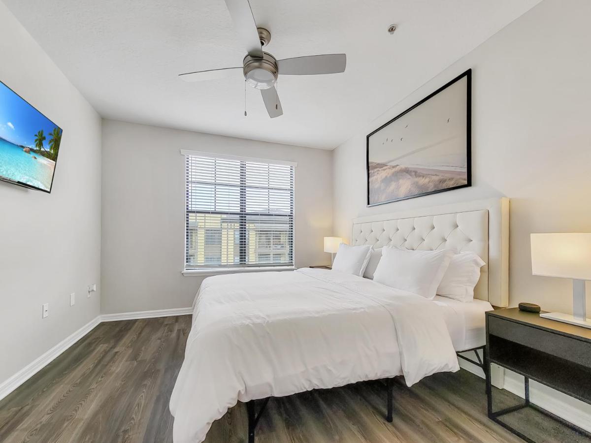 Getaway Apartment Near Beaches And Airport 탬파 외부 사진