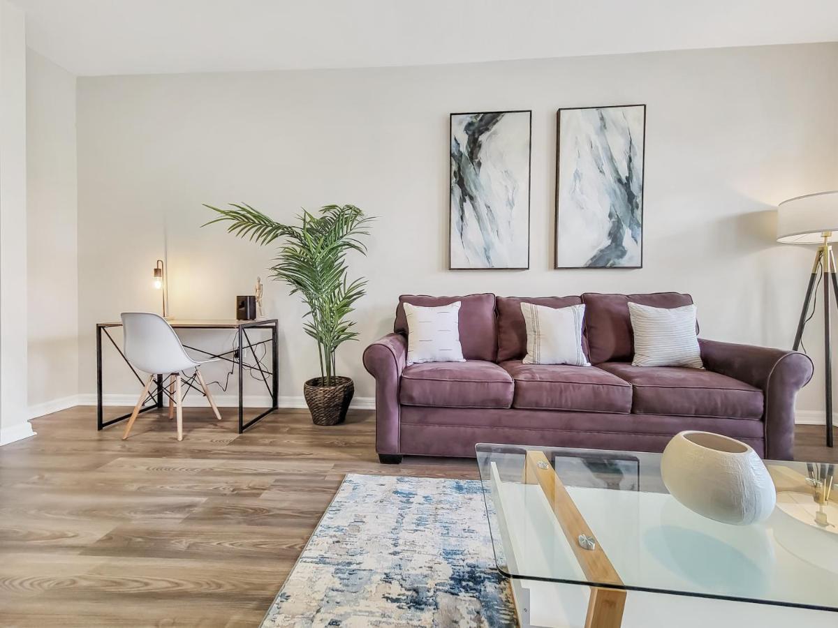Getaway Apartment Near Beaches And Airport 탬파 외부 사진