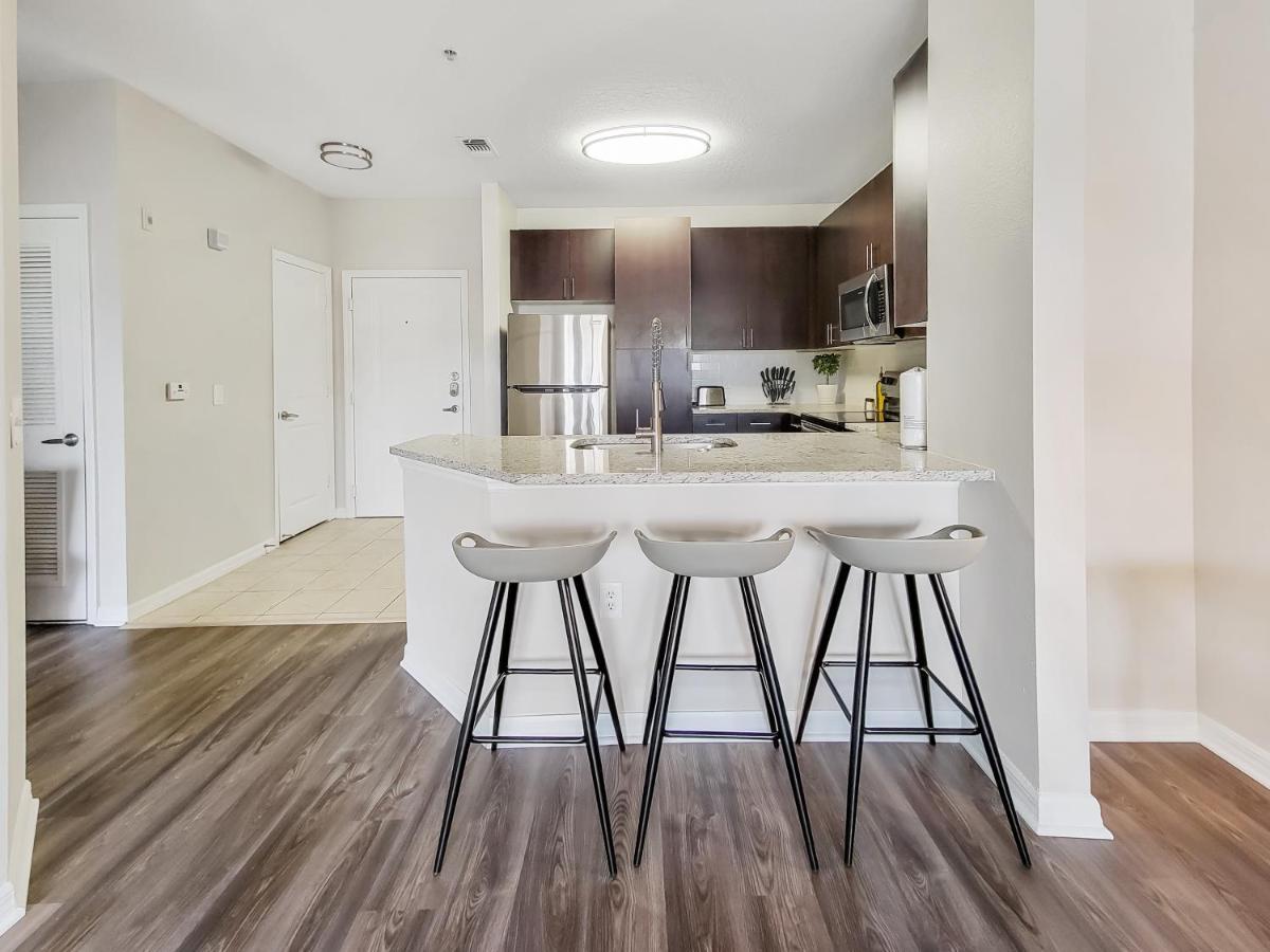 Getaway Apartment Near Beaches And Airport 탬파 외부 사진