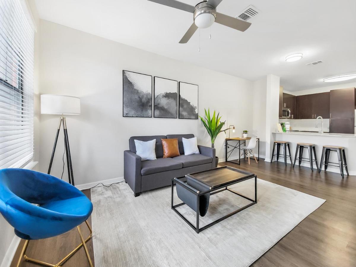 Getaway Apartment Near Beaches And Airport 탬파 외부 사진